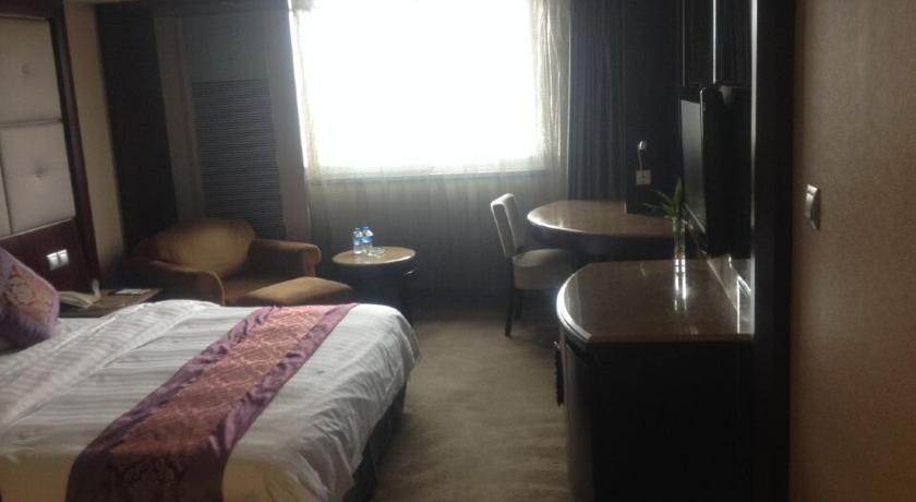 Jin'Gu Hotel Харбин Екстериор снимка